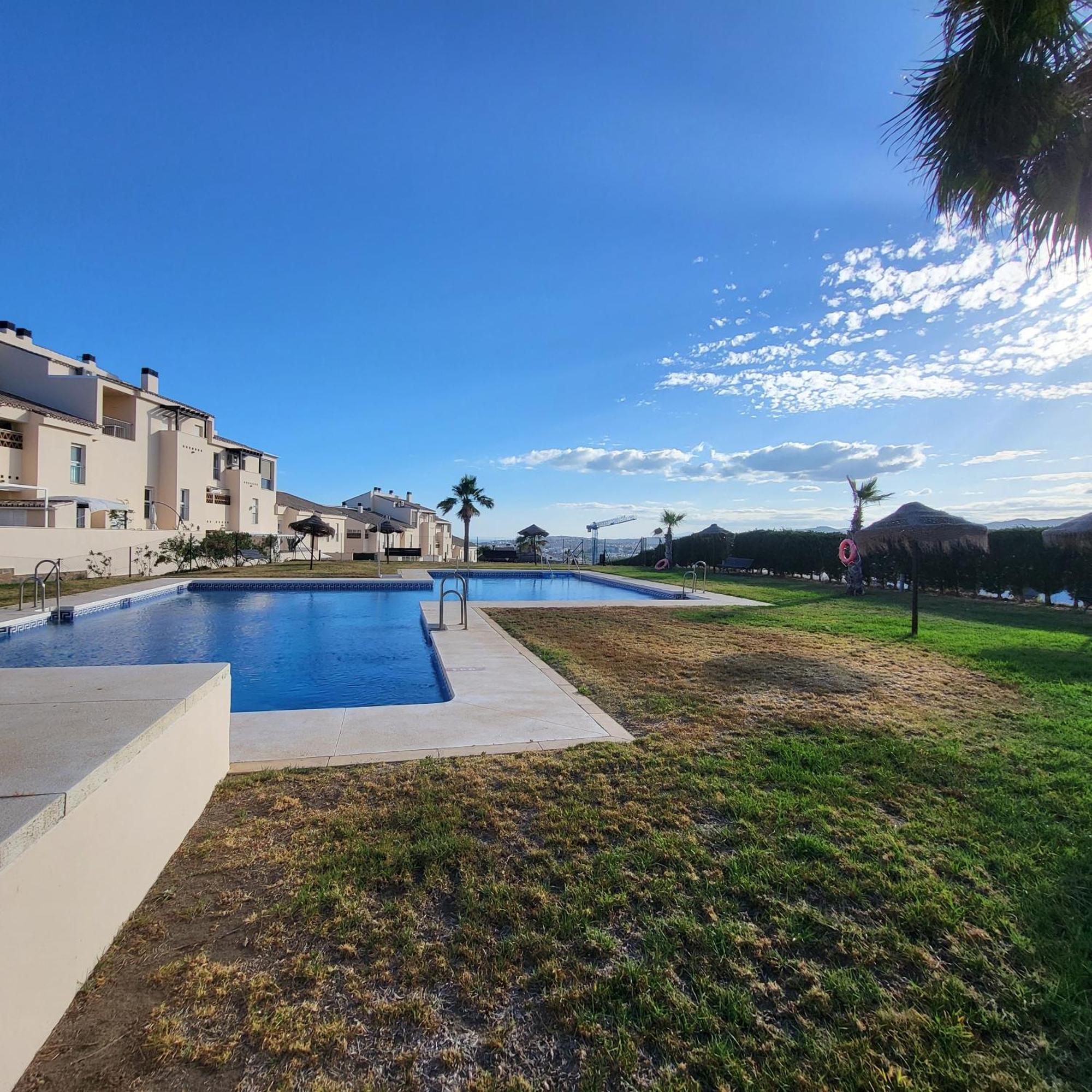 Golf En Baviera Con Vistas Al Mar Caleta De Velez Exterior foto